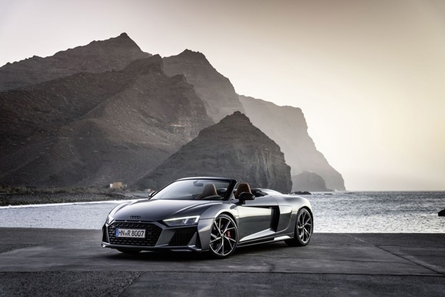 Audi R8 Spyder photo 23