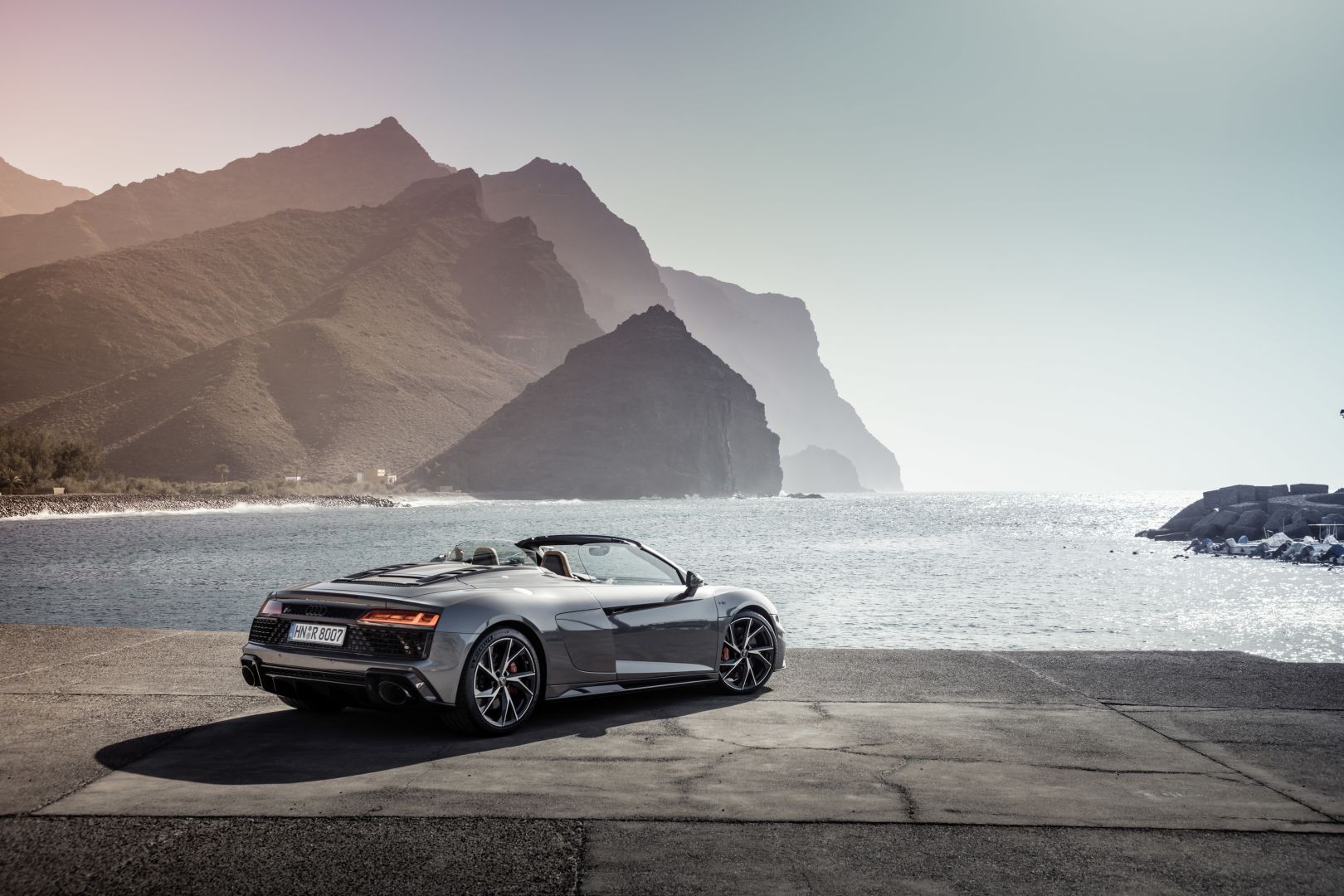 Audi R8 Spyder photo 26