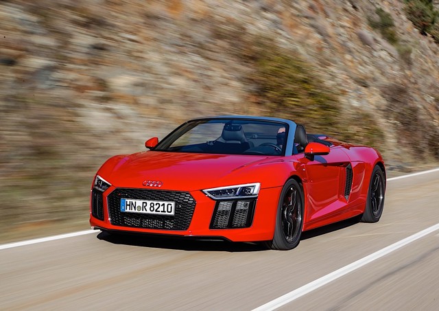 Audi R8 Spyder foto 2