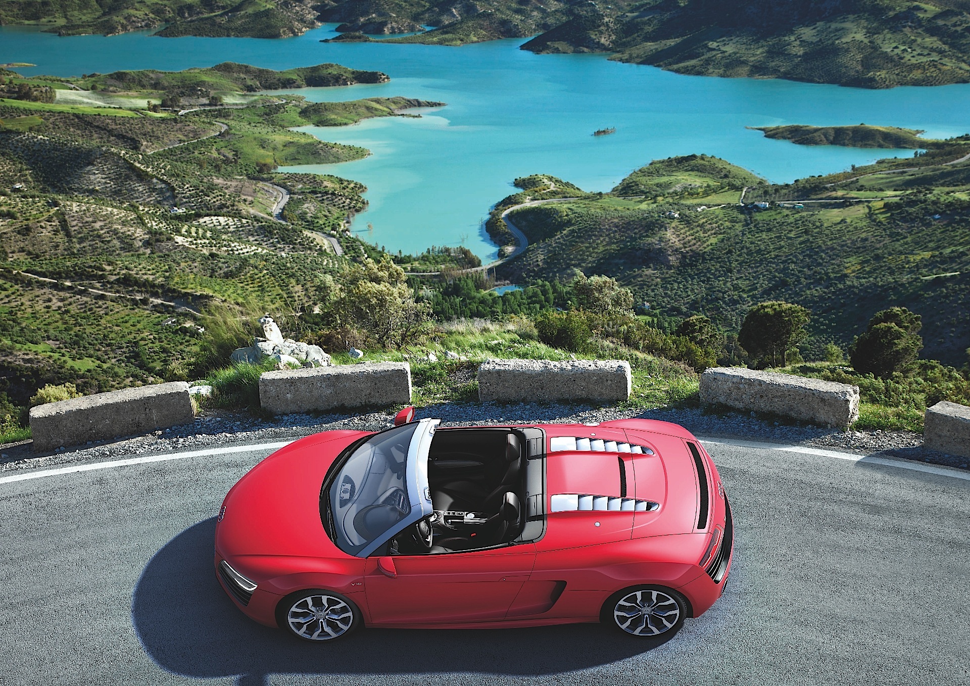 Audi R8 Spyder photo 27