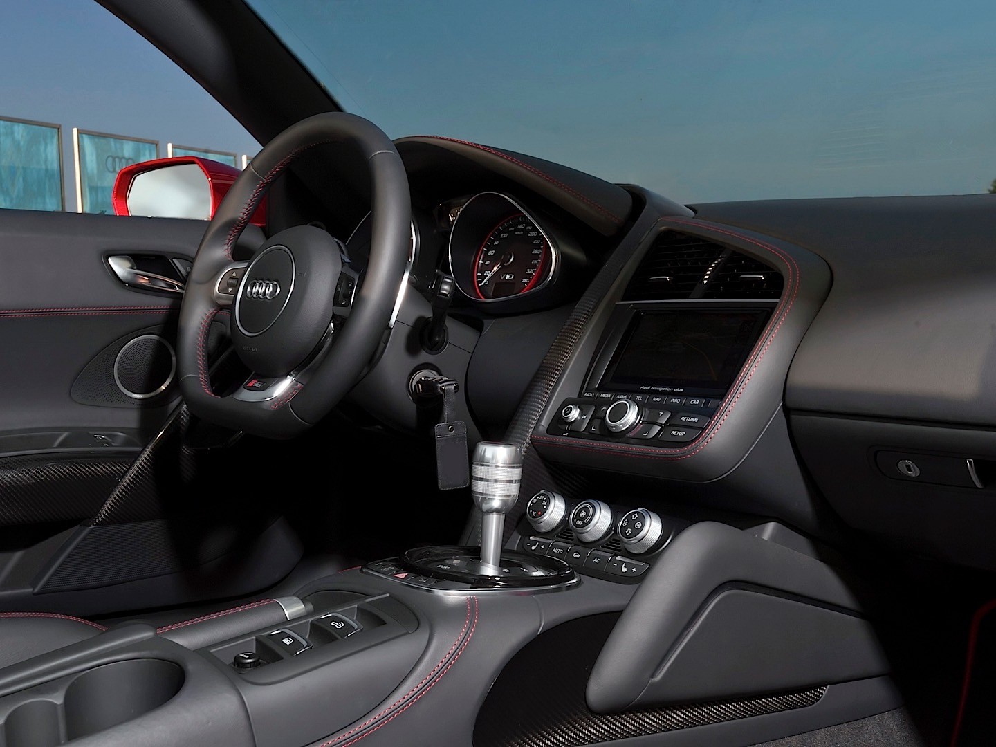 Audi R8 Spyder photo 83