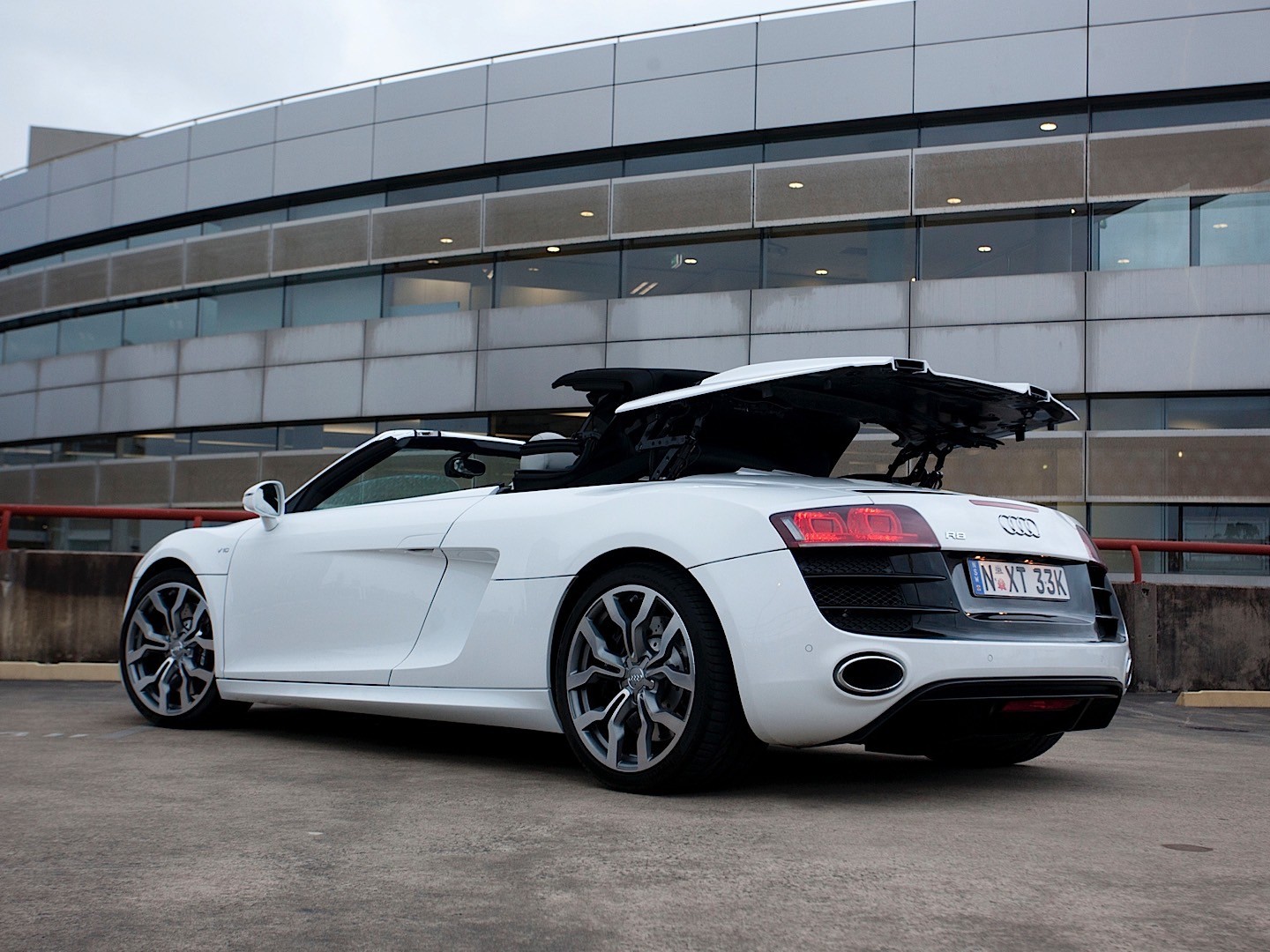 Audi R8 Spyder photo 42