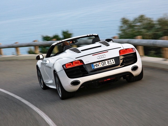 Audi R8 Spyder photo 56