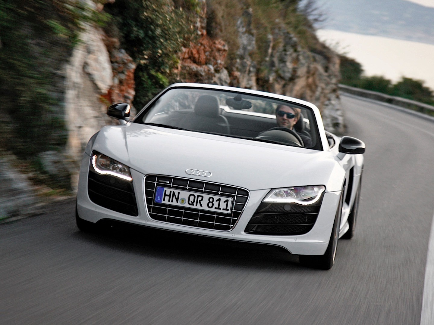 Audi R8 Spyder photo 64