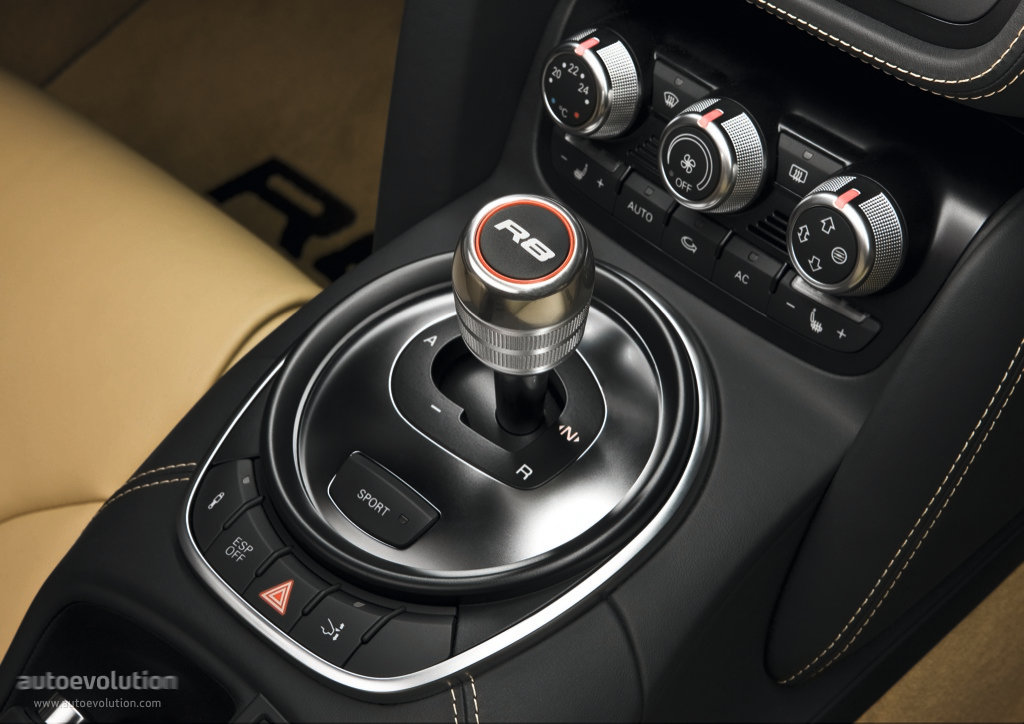 Audi R8 Spyder photo 69