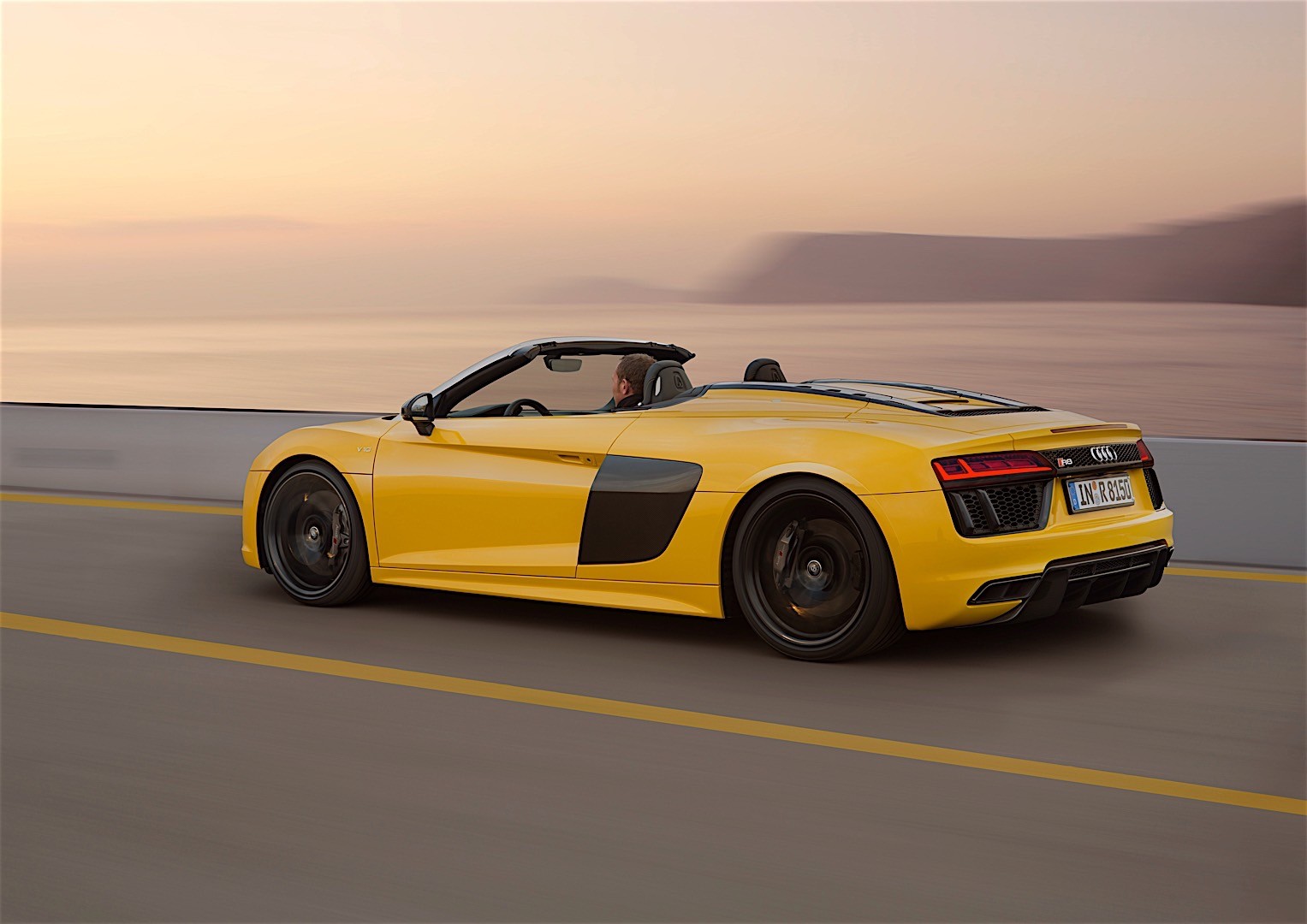 Audi R8 Spyder photo 6