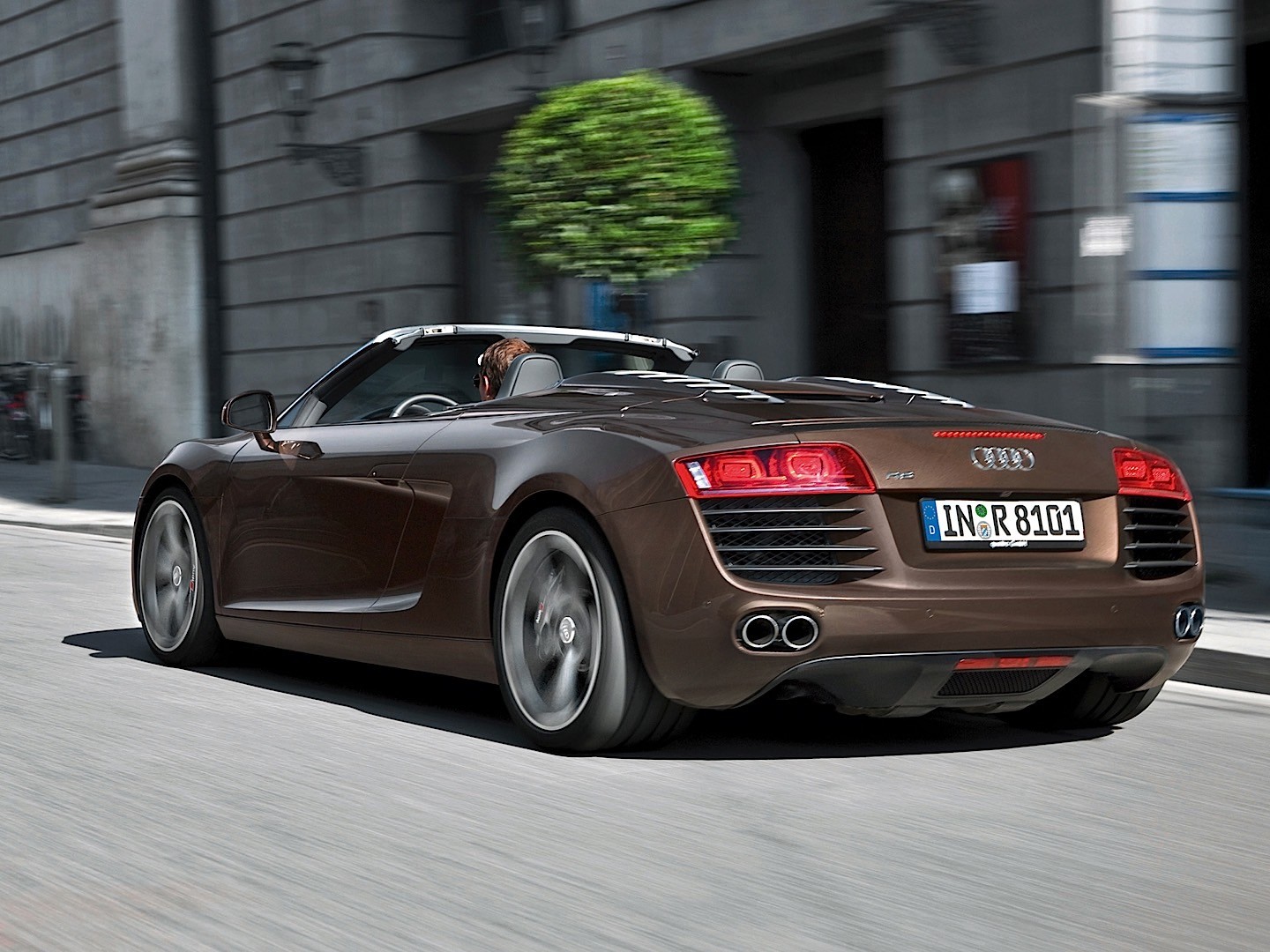 Audi R8 Spyder photo 8