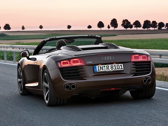 Audi R8 Spyder foto 18