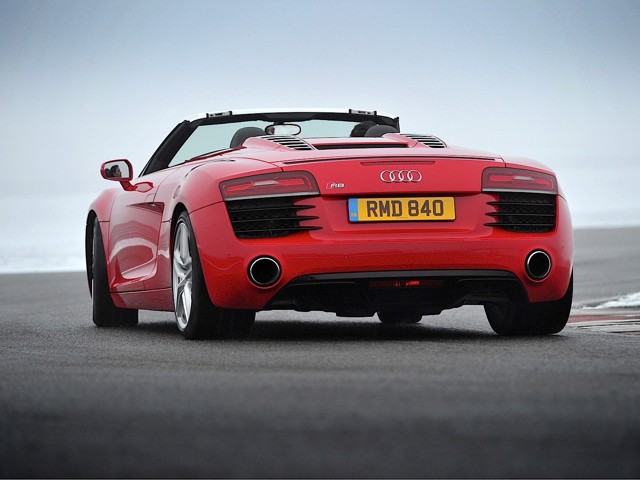 Audi R8 Spyder foto 30