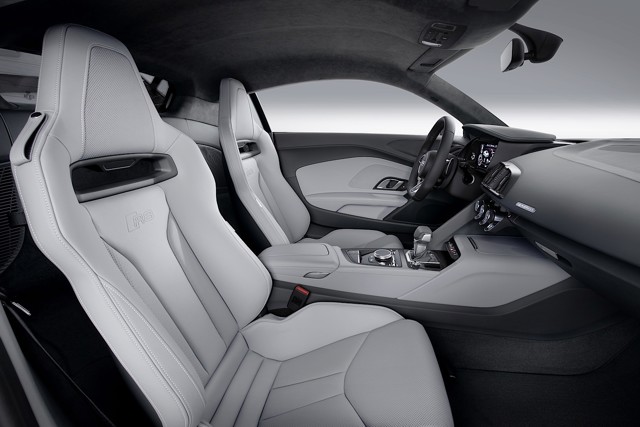 Audi R8 photo 89
