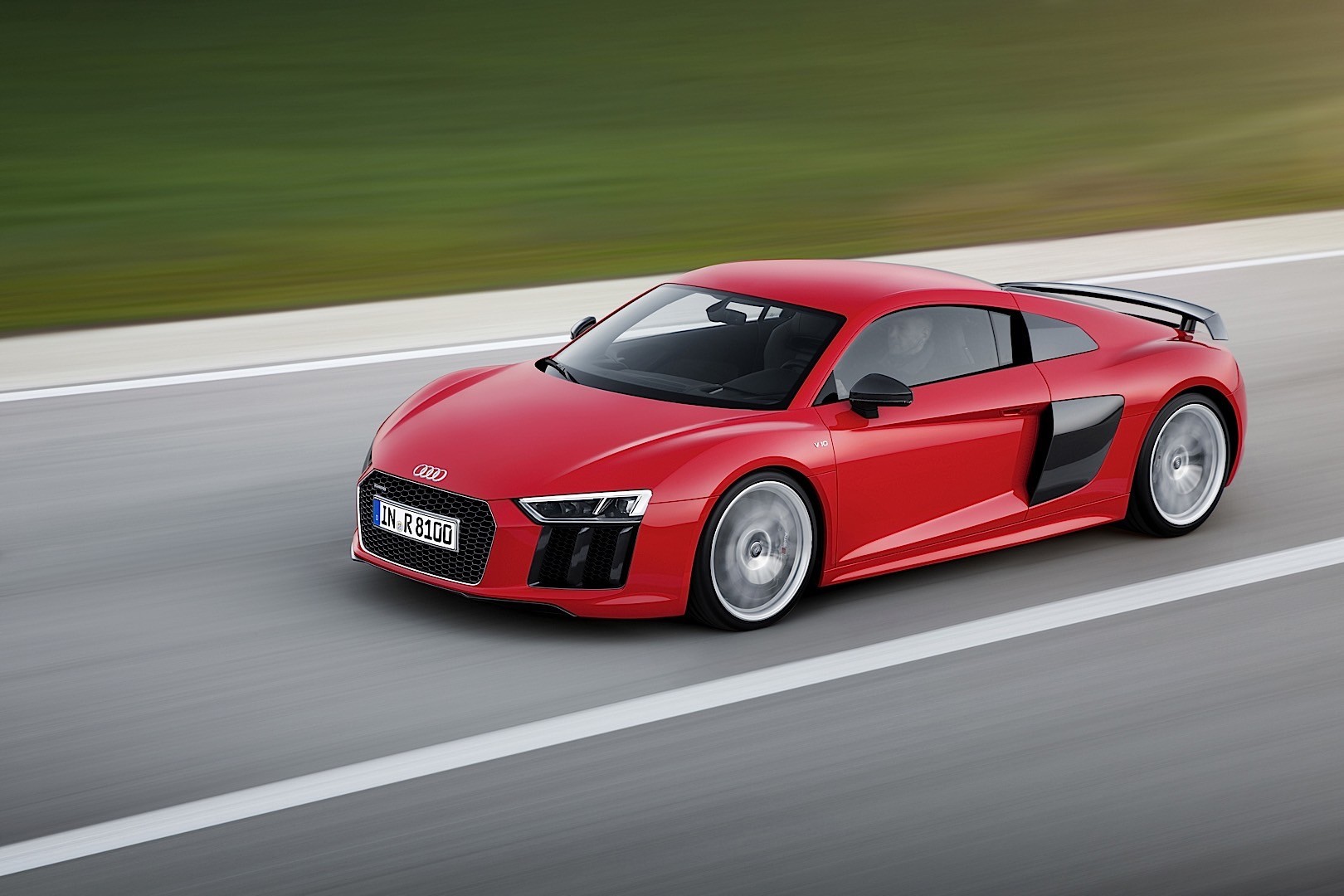 Audi R8 photo 6