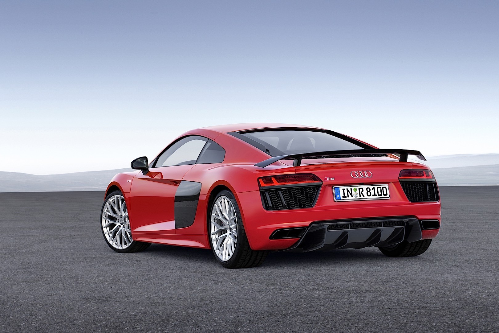 Audi R8 photo 10