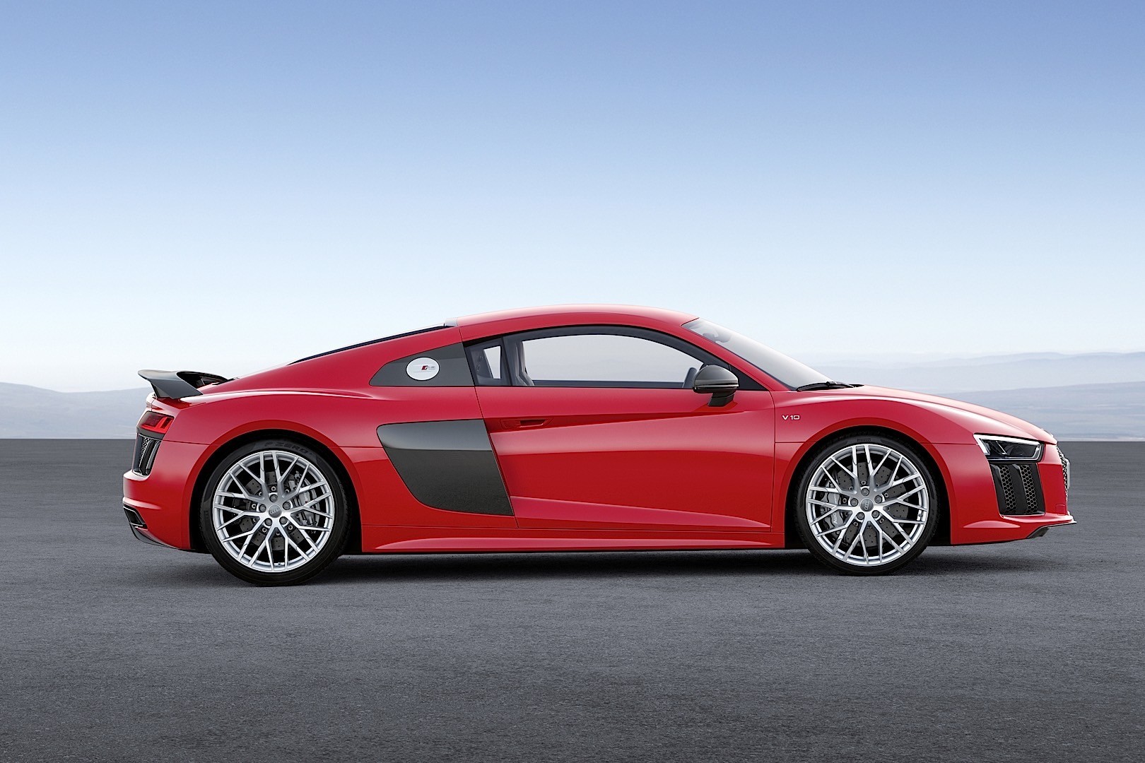 Audi R8 photo 11