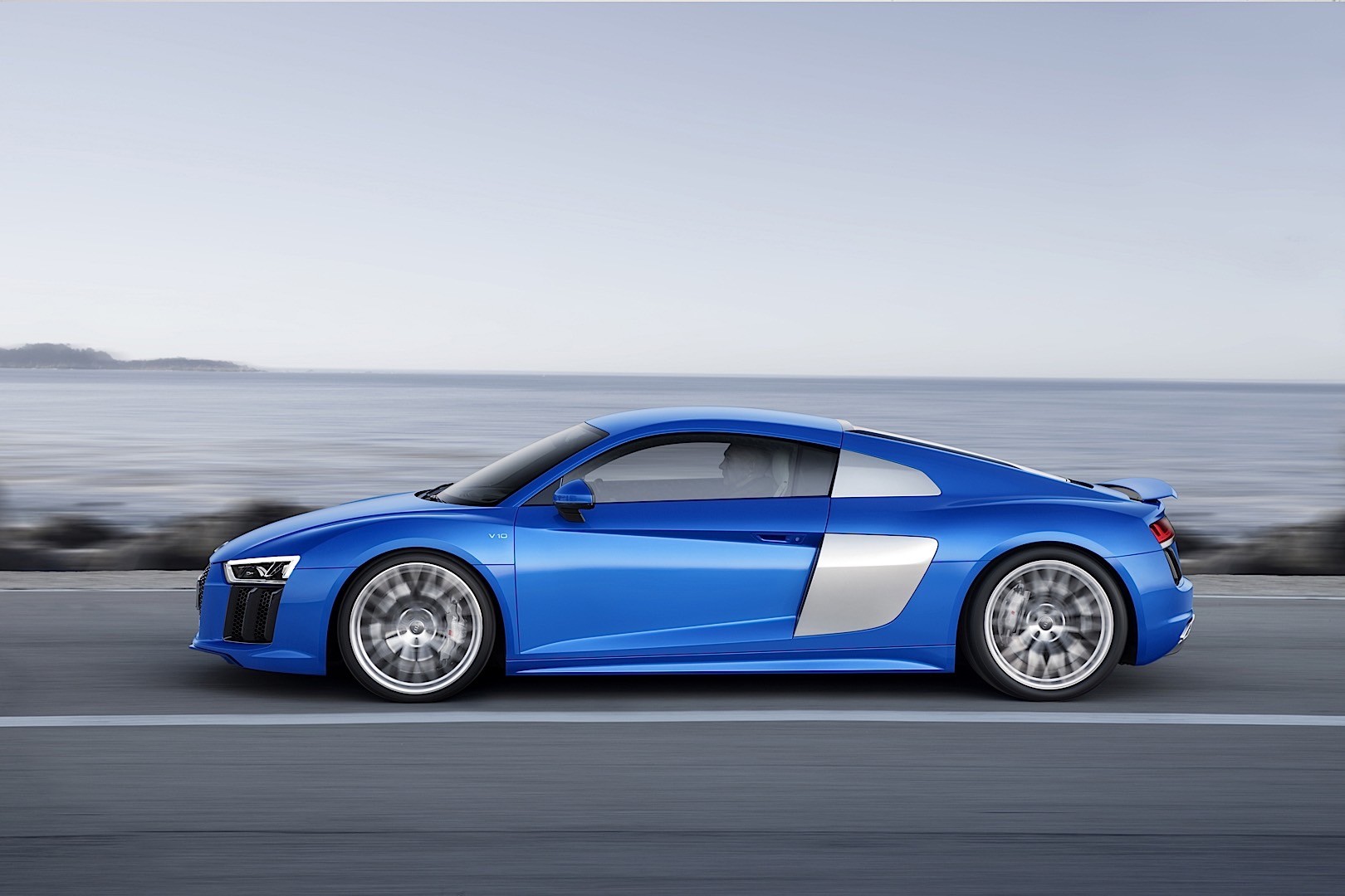 Audi R8 photo 20