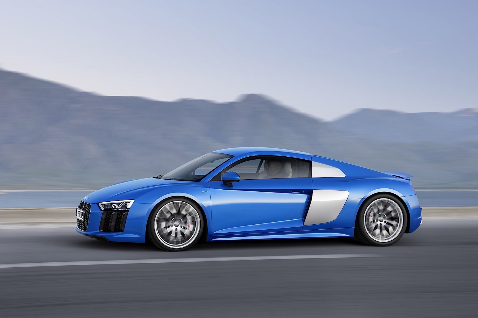 Audi R8 photo 21