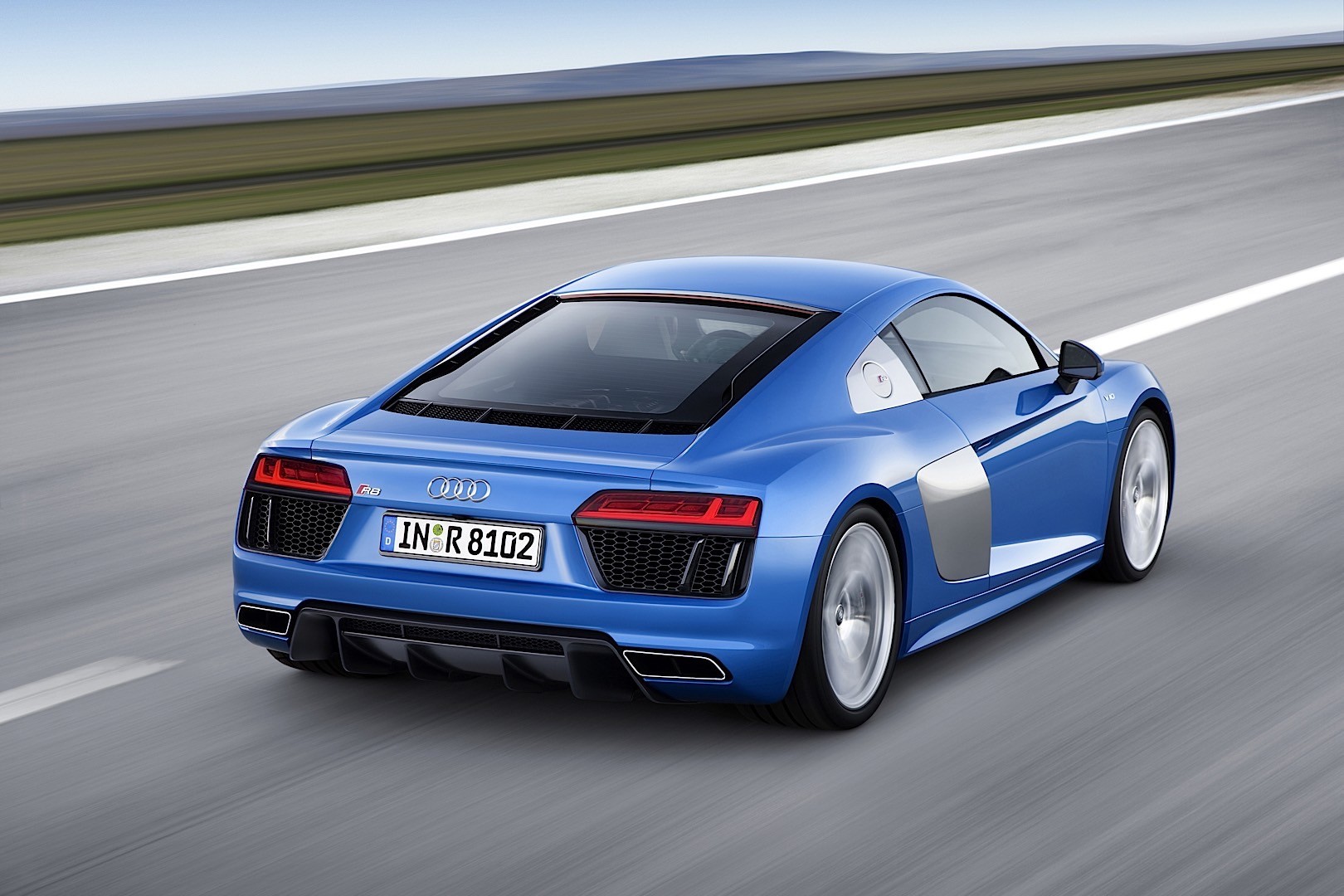 Audi R8 photo 27