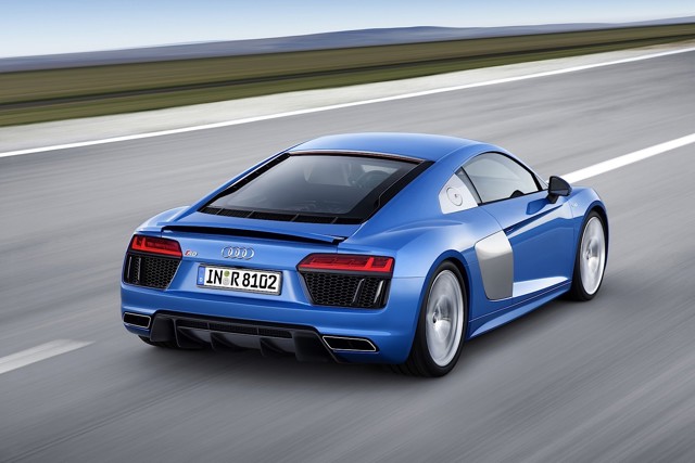 Audi R8 photo 28