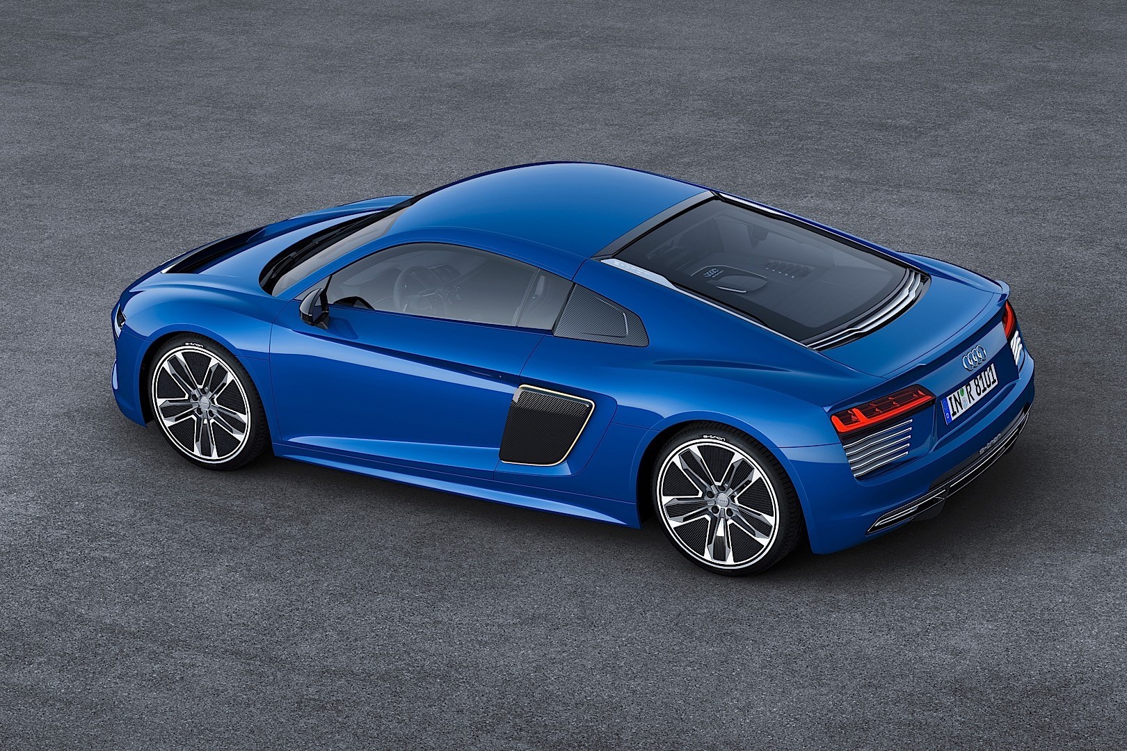 Audi R8 photo 42