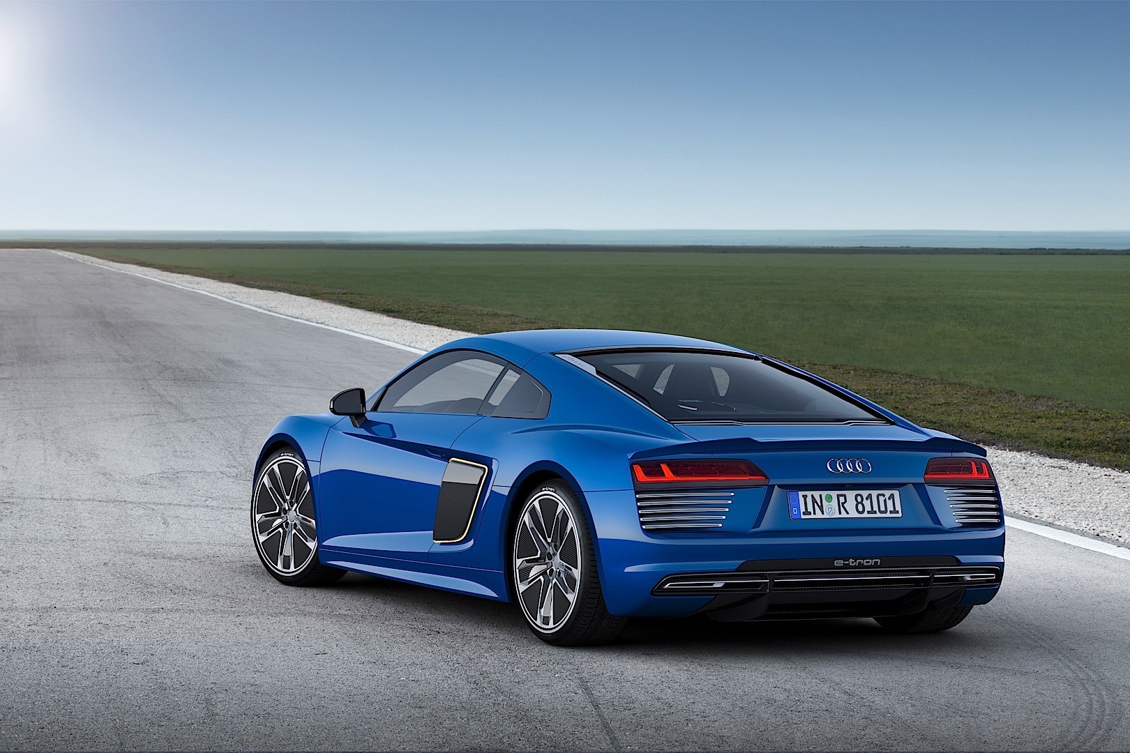 Audi R8 photo 43