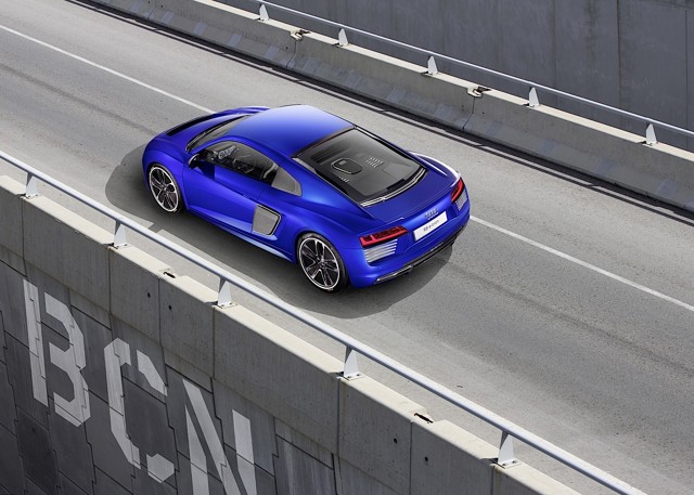 Audi R8 photo 51