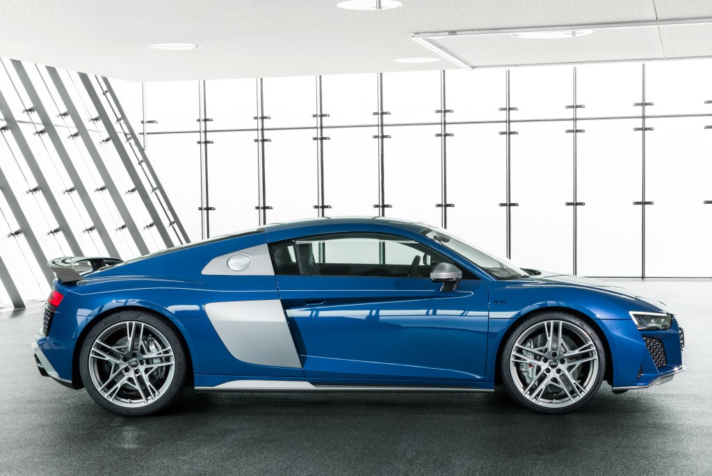 Audi R8 photo 10