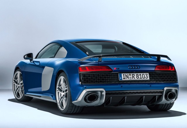 Audi R8 photo 11