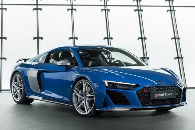 Audi R8 photo 15