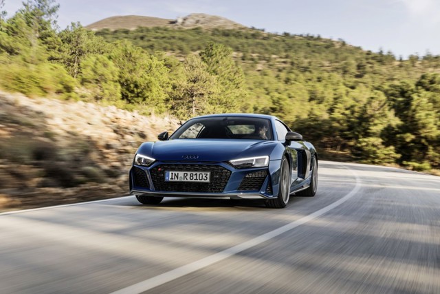 Audi R8 photo 16