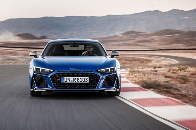 Audi R8 photo 22
