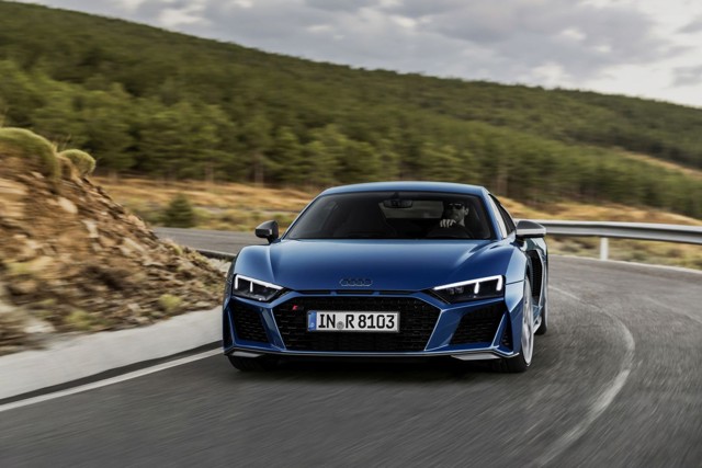 Audi R8 photo 23