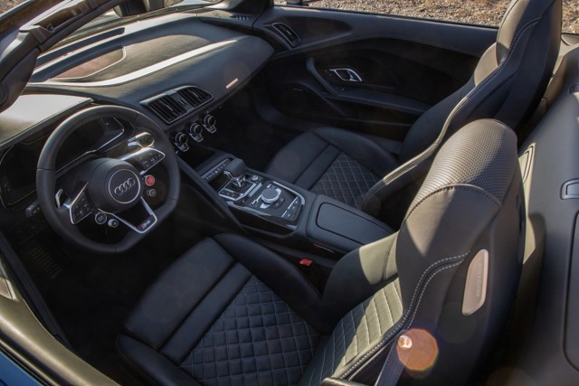 Audi R8 photo 48