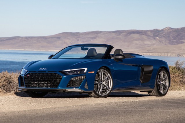 Audi R8 photo 27