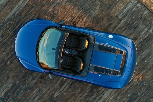 Audi R8 photo 36