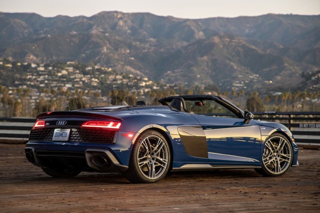 Audi R8 photo 38