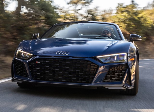 Audi R8 photo 40