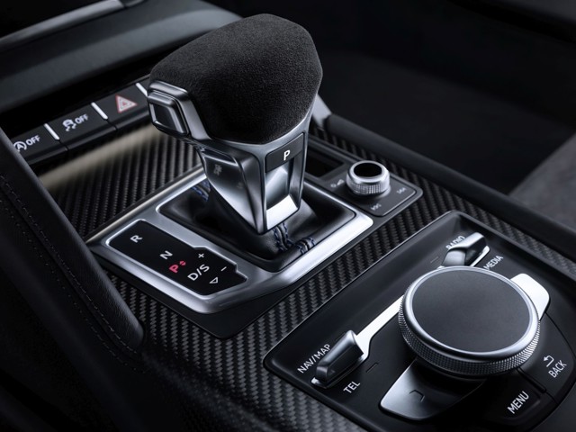 Audi R8 photo 46