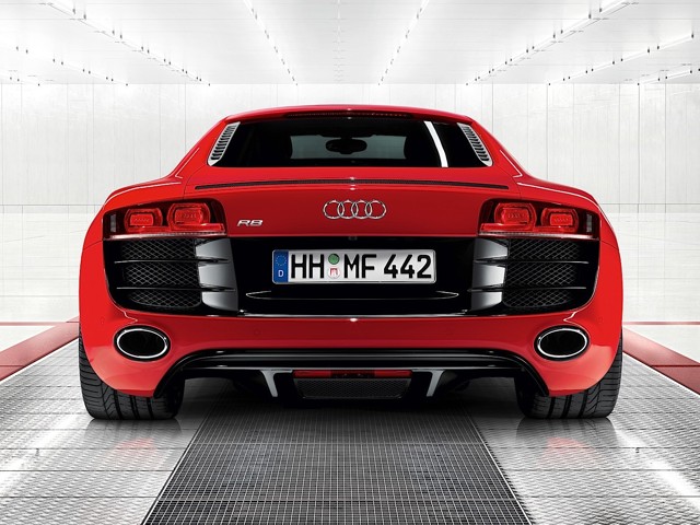 Audi R8 photo 27
