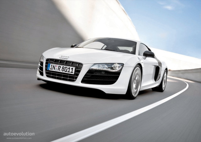 AUDI R8
