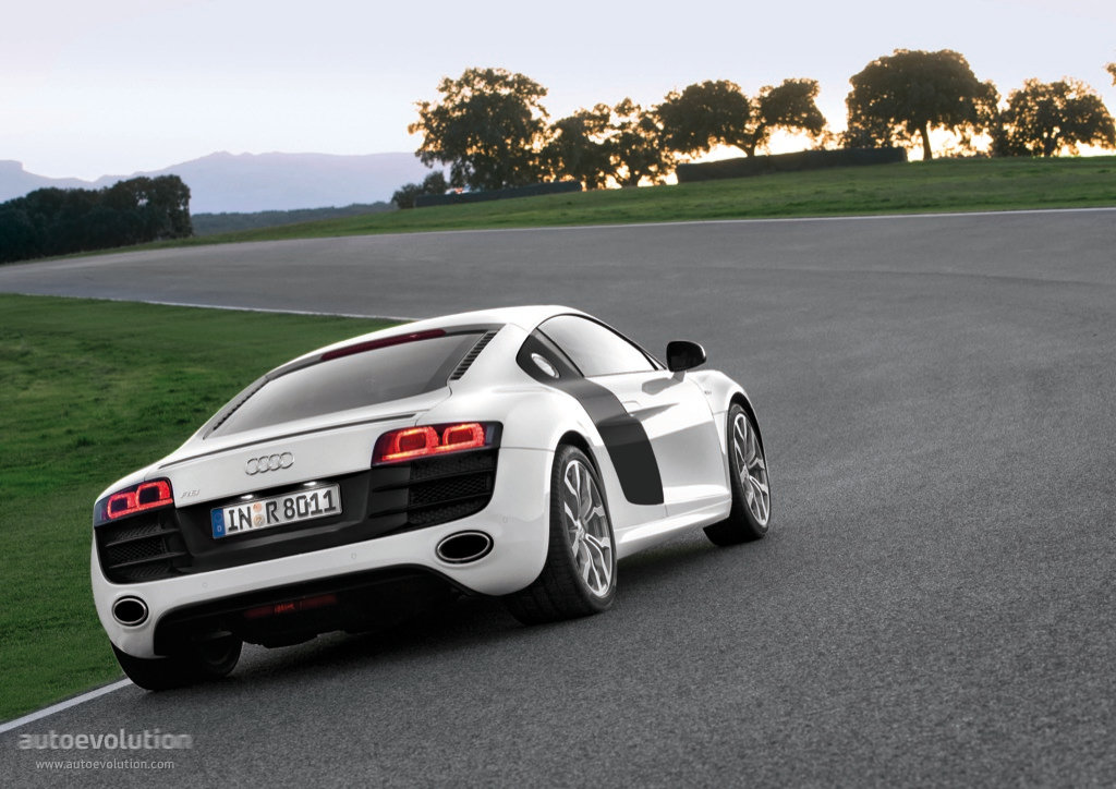 Audi R8 photo 13