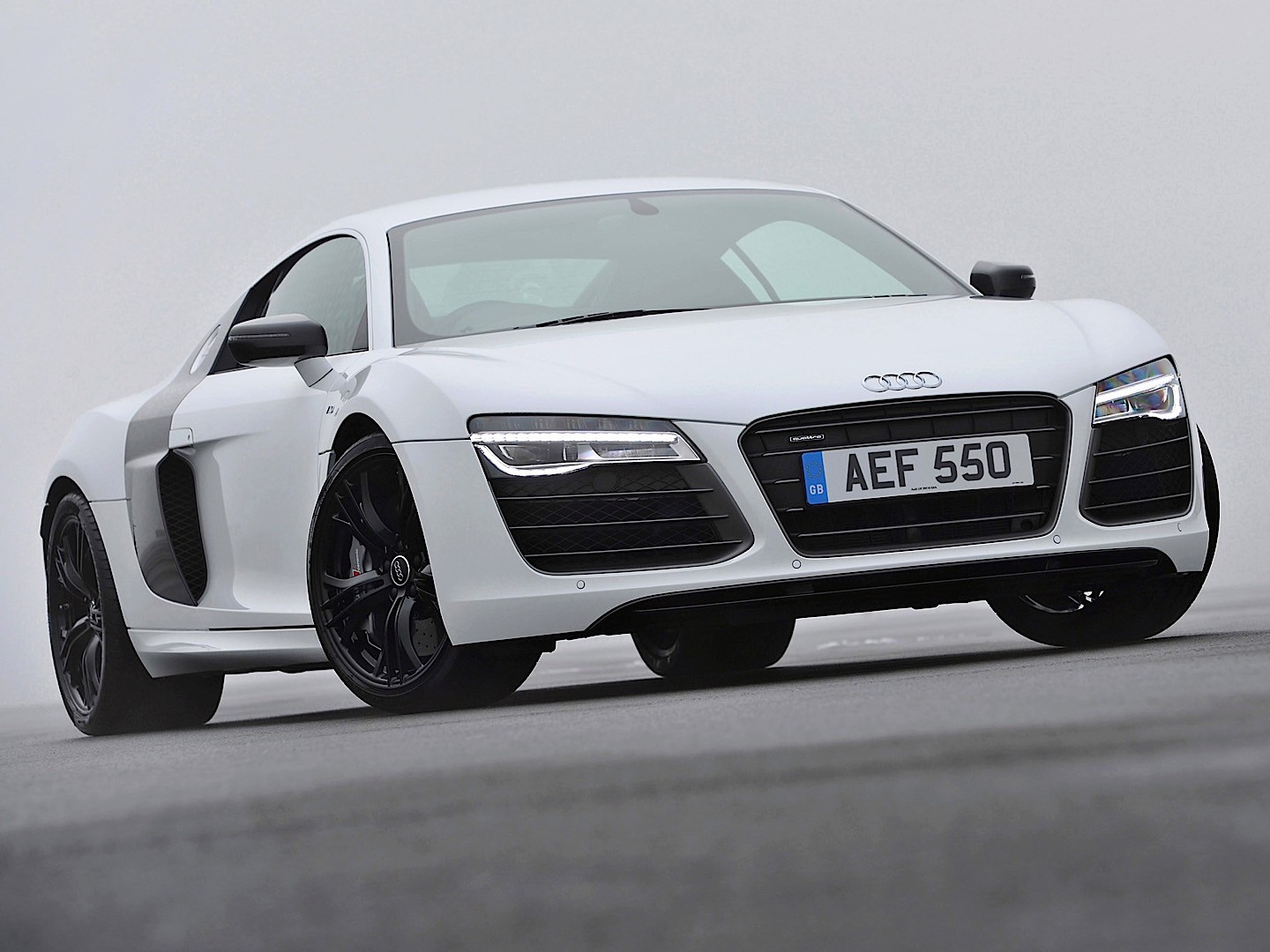 Audi R8 photo 3