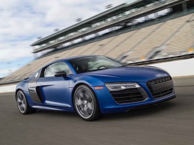 Audi R8 photo 17