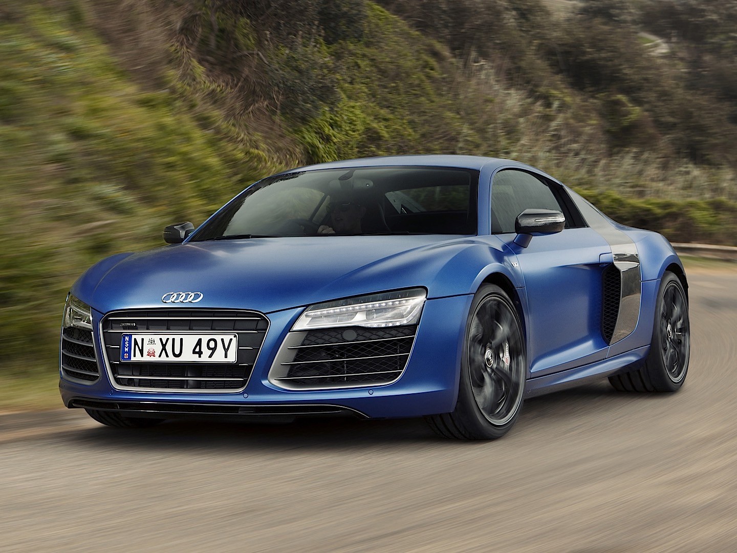 Audi R8 photo 30