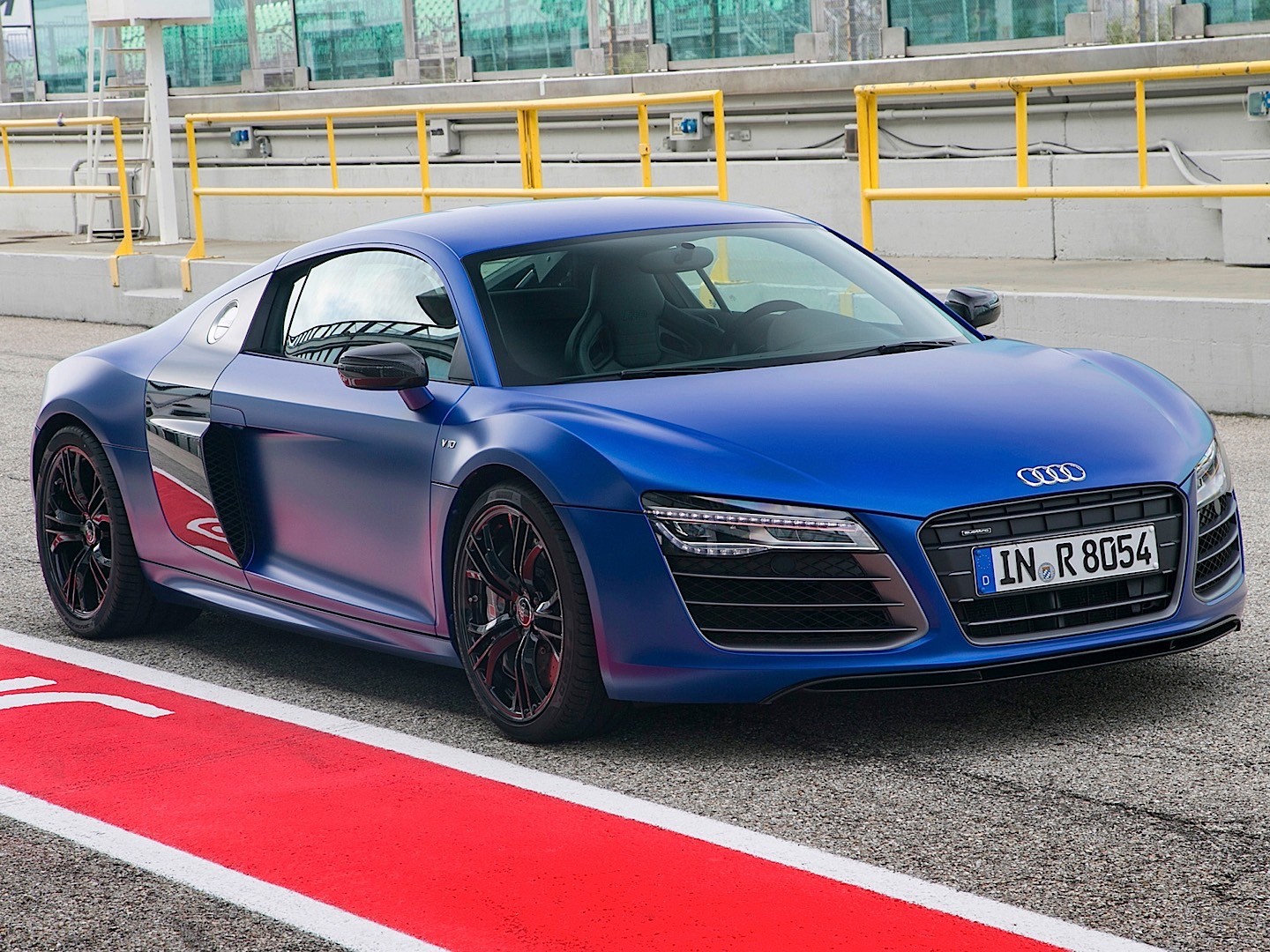 Audi R8 photo 41