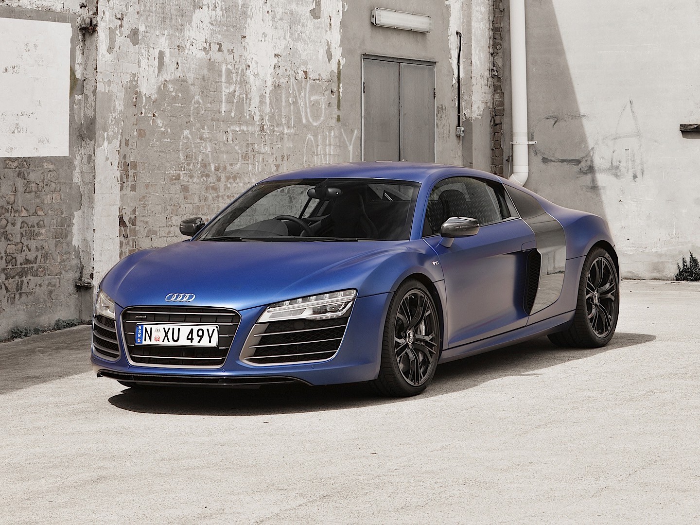 Audi R8 photo 49