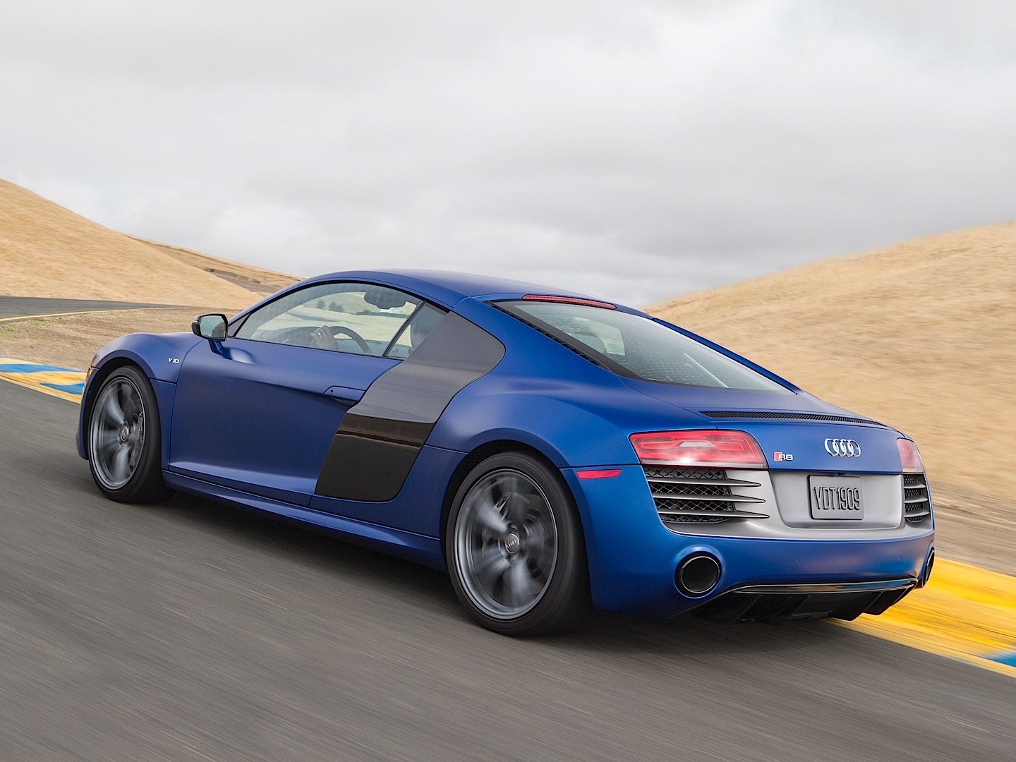 Audi R8 photo 53