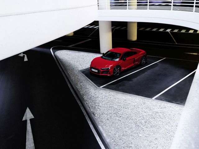 Audi R8 foto 7