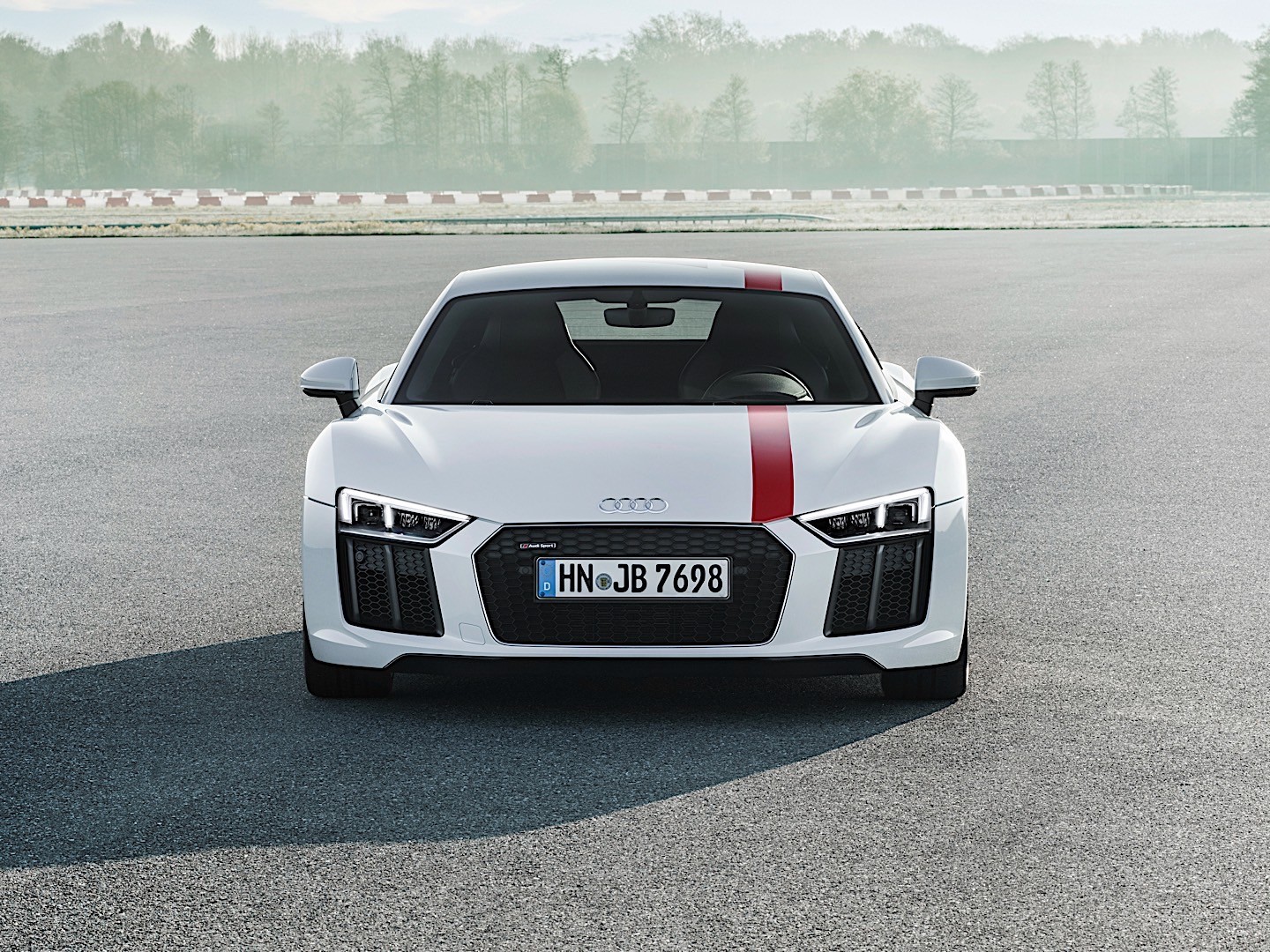 Audi R8 photo 25
