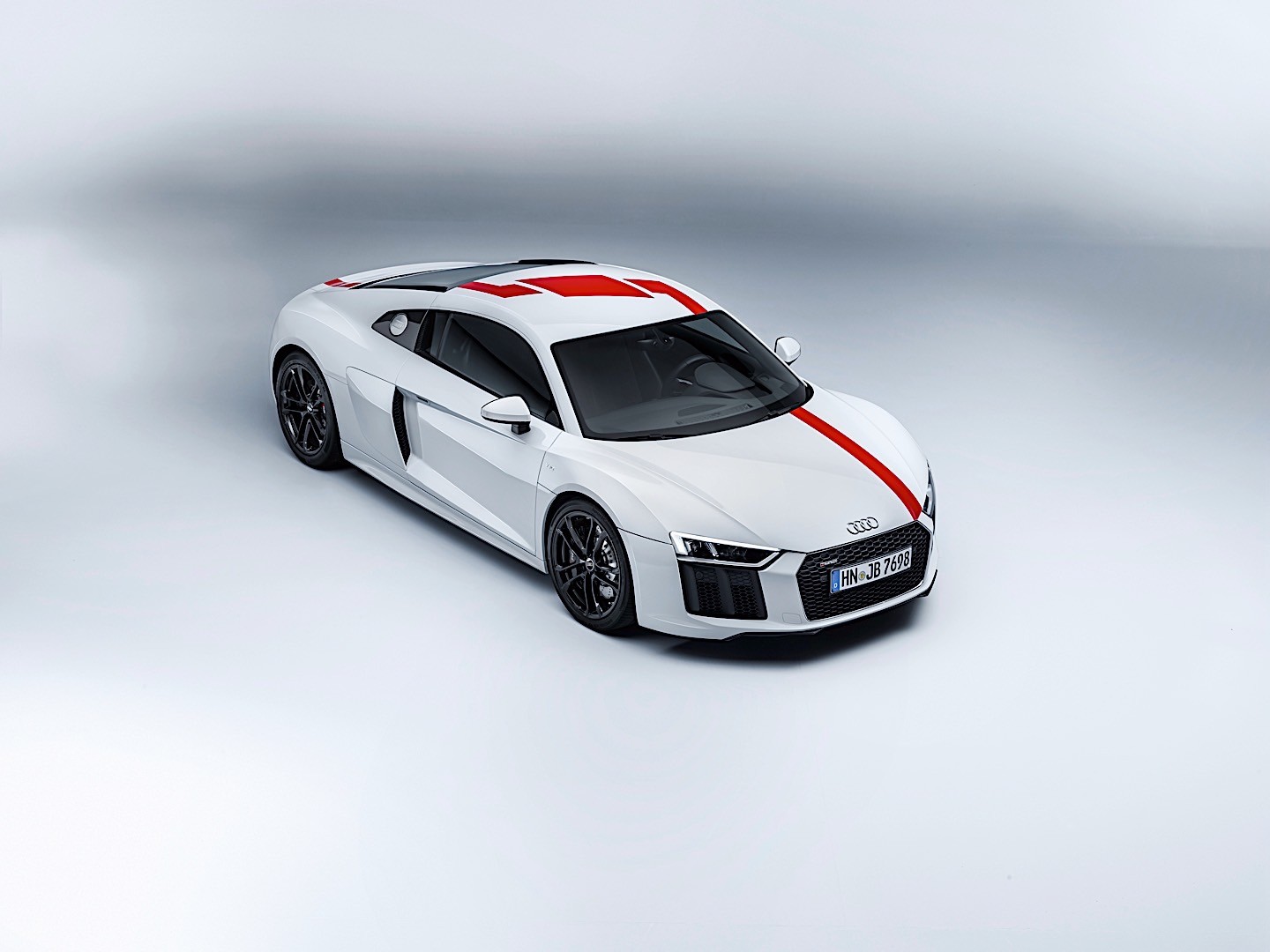 Audi R8 photo 32