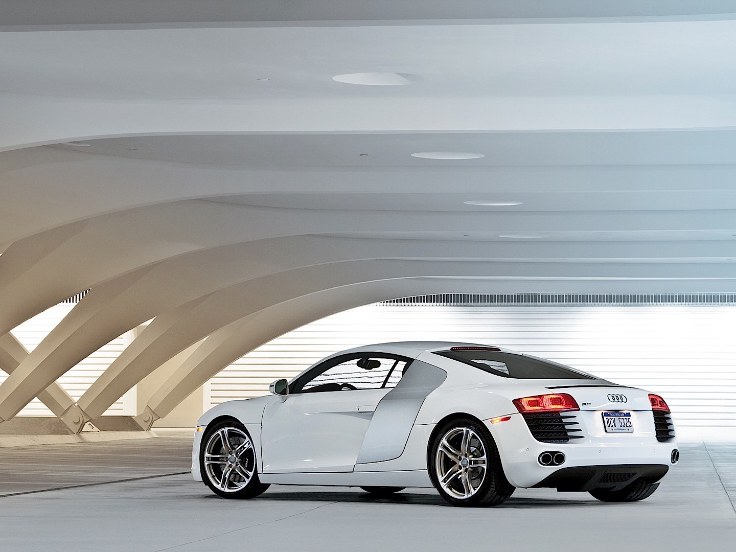 Audi R8 photo 39
