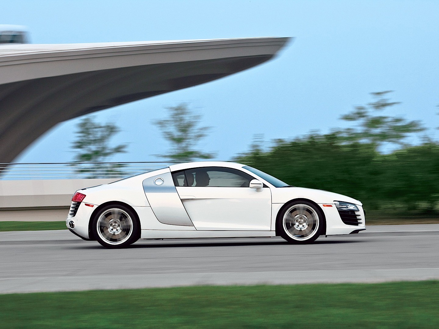 Audi R8 photo 42